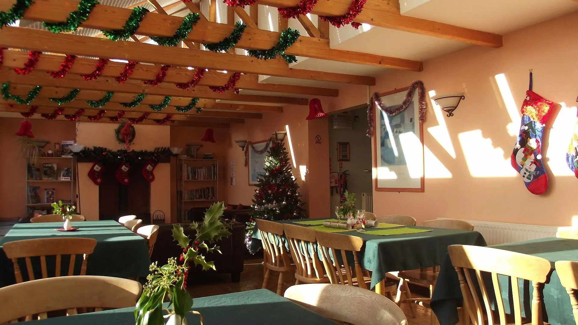 Yha Helmsley - Hostel מלון